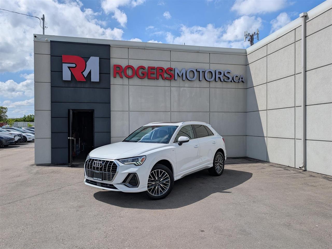 2022 Audi Q3 PROGRESSIV S LINE - QTRO - PANO ROOF -  TECH FEATS Photo0