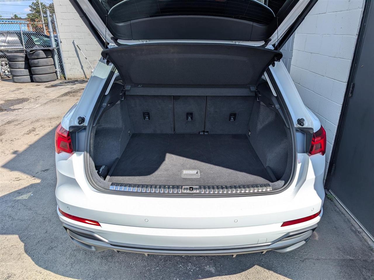 2022 Audi Q3 PROGRESSIV S LINE - QTRO - PANO ROOF -  TECH FEATS Photo