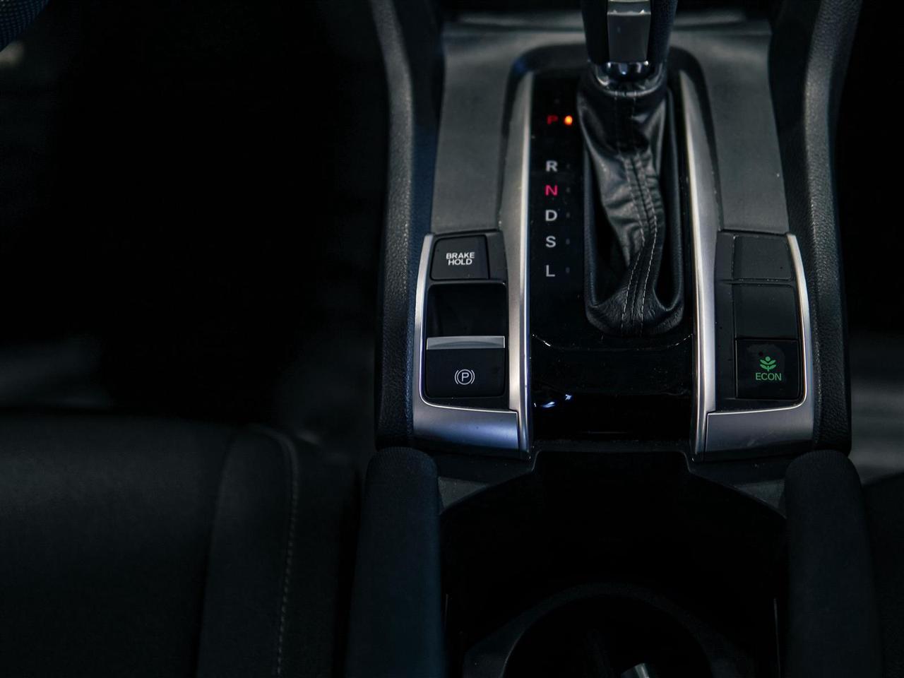 2018 Honda Civic EX | NO ACCIDENTS | SUNROOF | ALLOYS Photo