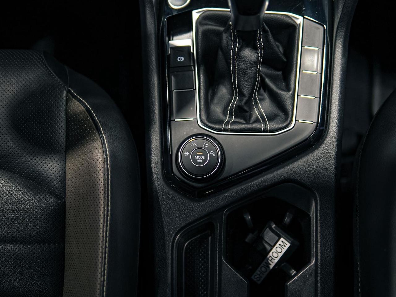 2022 Volkswagen Taos ** SALE PENDING BY NANDU ** Photo