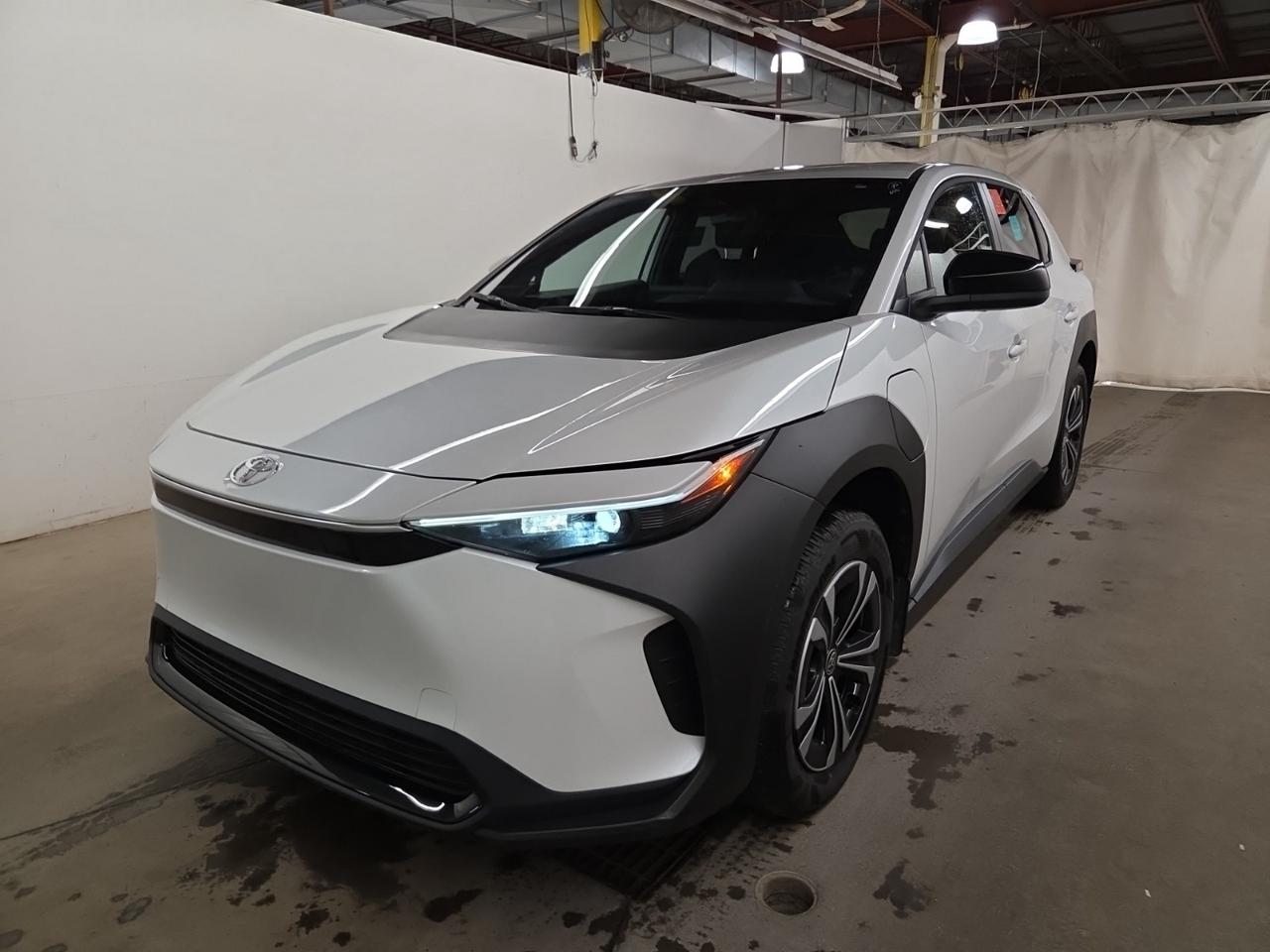 2024 Toyota bZ4X ** SALE PENDING BY RANDEEP ** Photo