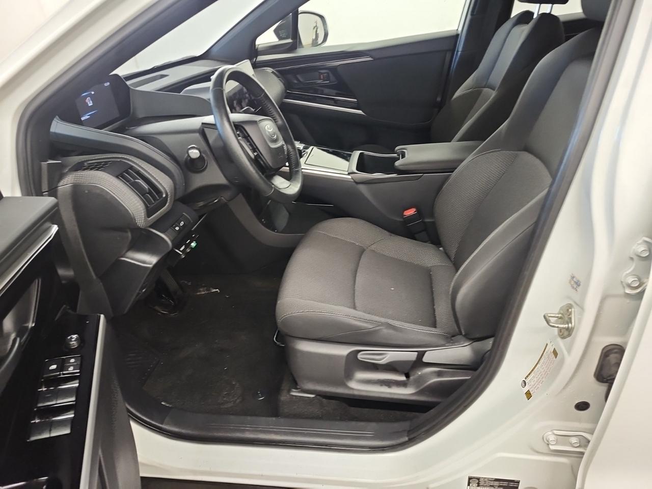 2024 Toyota bZ4X LE | NO ACCIDENTS | PUSH BUTTON | APP CONNECT Photo
