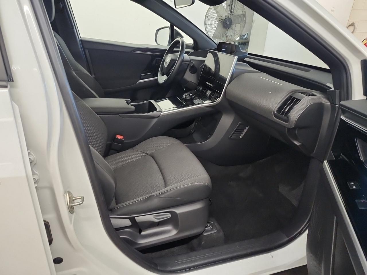 2024 Toyota bZ4X LE | NO ACCIDENTS | PUSH BUTTON | APP CONNECT Photo