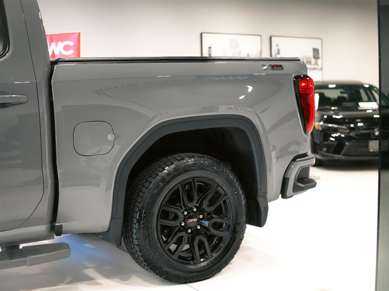 2024 GMC Sierra 1500 ELEVATION CREW CAB | 4X4 | 3.0 DIESEL | LEATHER | X31 Photo