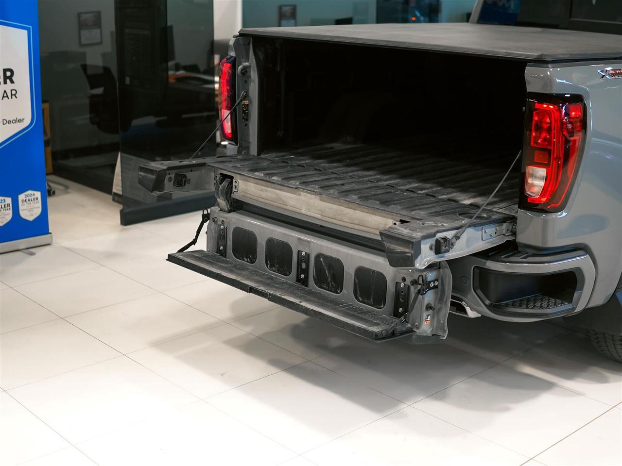 2024 GMC Sierra 1500 ELEVATION CREW CAB | 4X4 | 3.0 DIESEL | LEATHER | X31 Photo