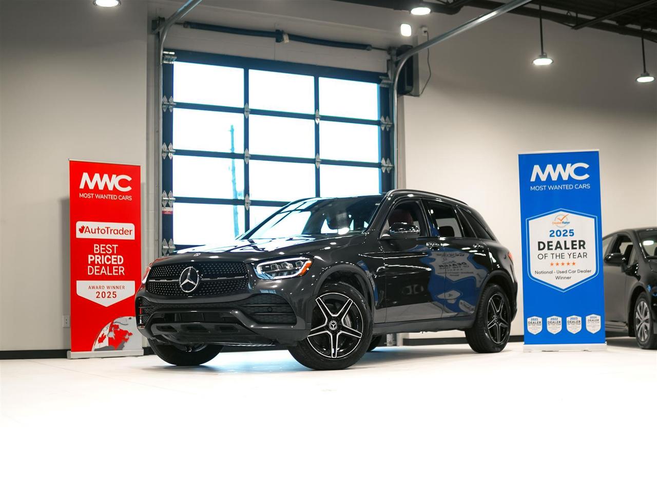 2020 Mercedes-Benz GLC 300 4MATIC | RED LEATHER | AMG | NO ACCIDENTS Photo0