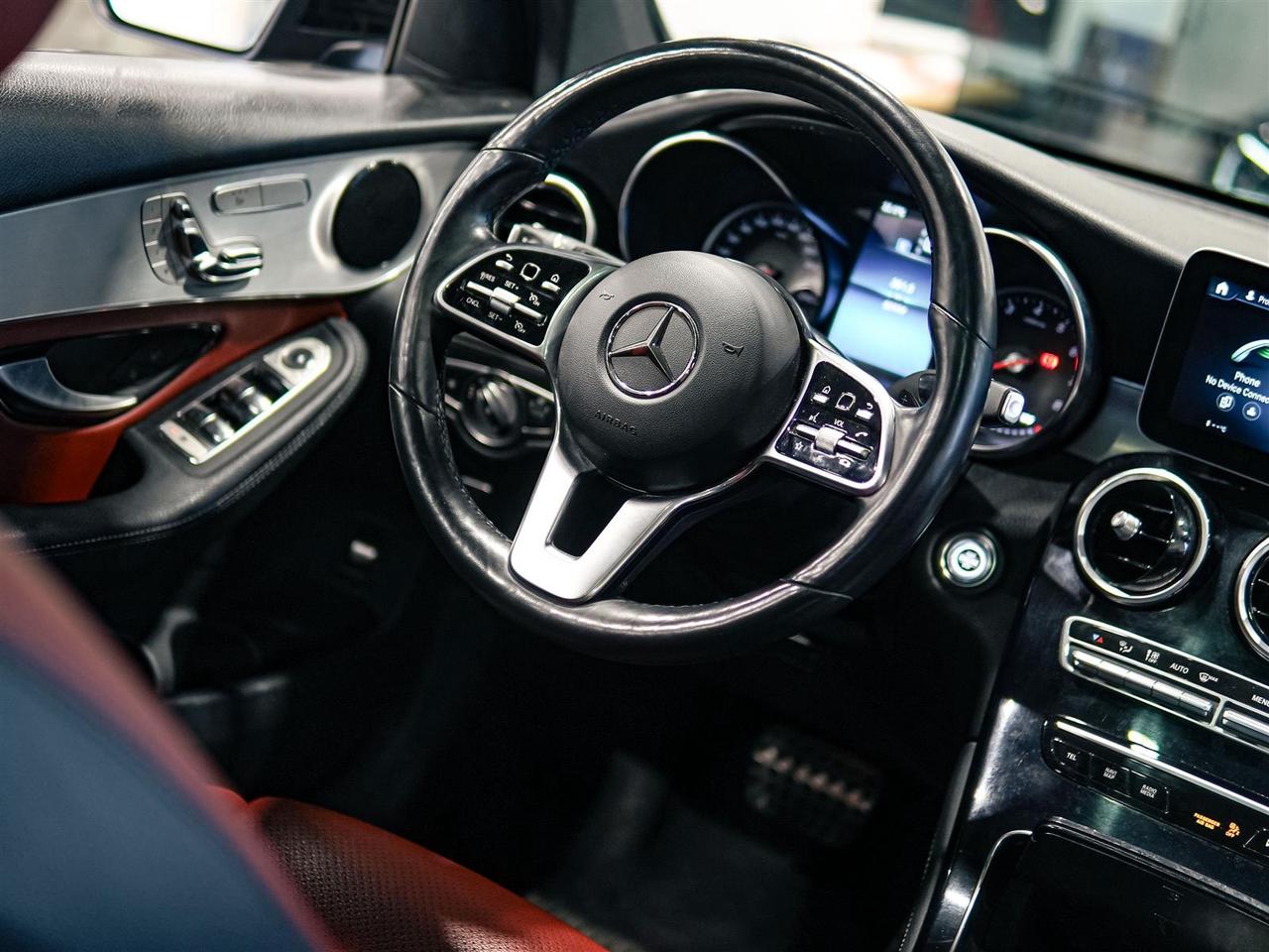2020 Mercedes-Benz GLC 300 4MATIC | RED LEATHER | AMG | NO ACCIDENTS Photo