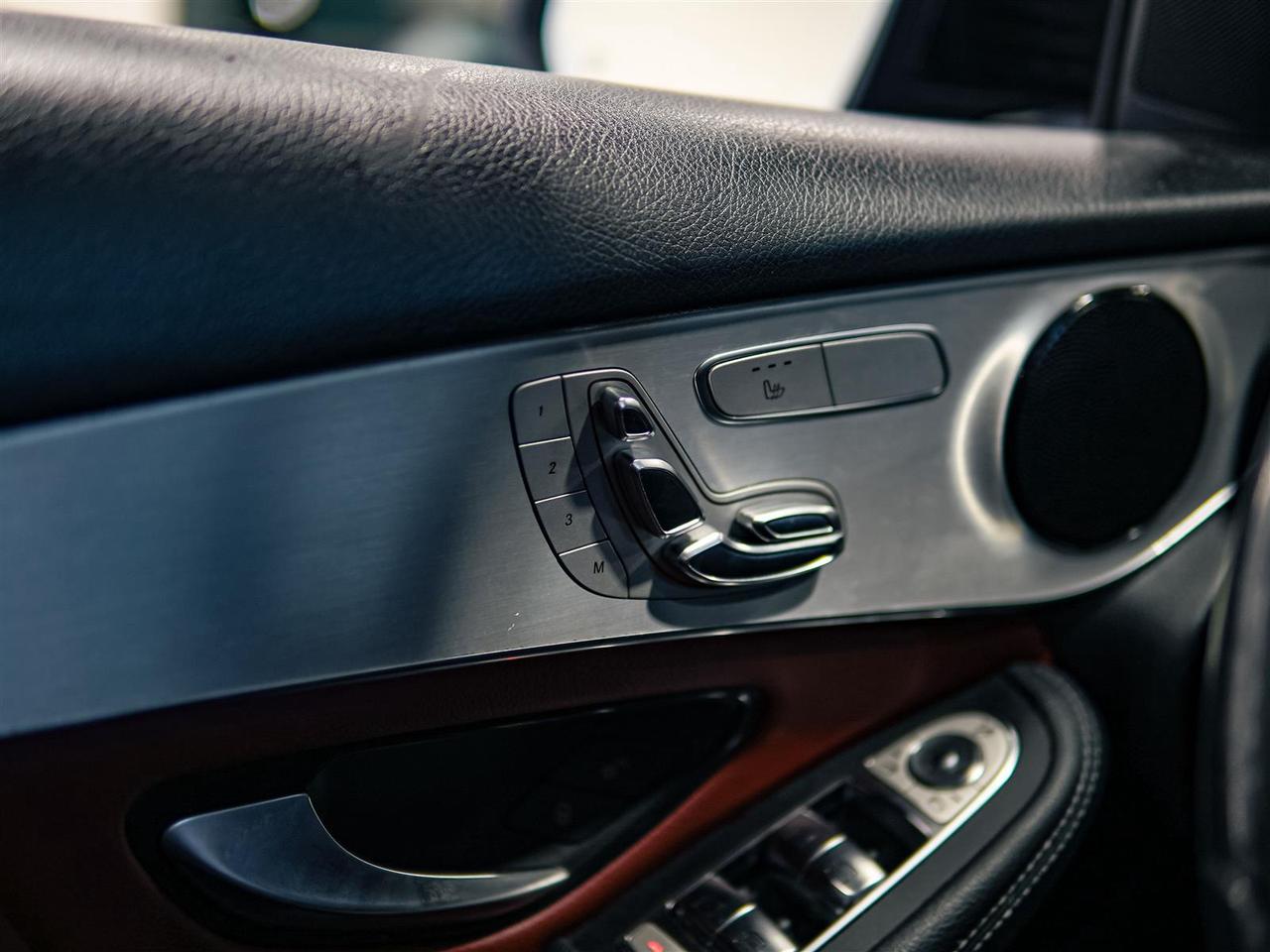 2020 Mercedes-Benz GLC 300 4MATIC | RED LEATHER | AMG | NO ACCIDENTS Photo