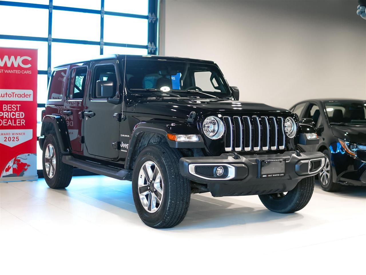 2023 Jeep Wrangler SAHARA 4X4 | NO ACCIDENTS | ONE OWNER Photo3