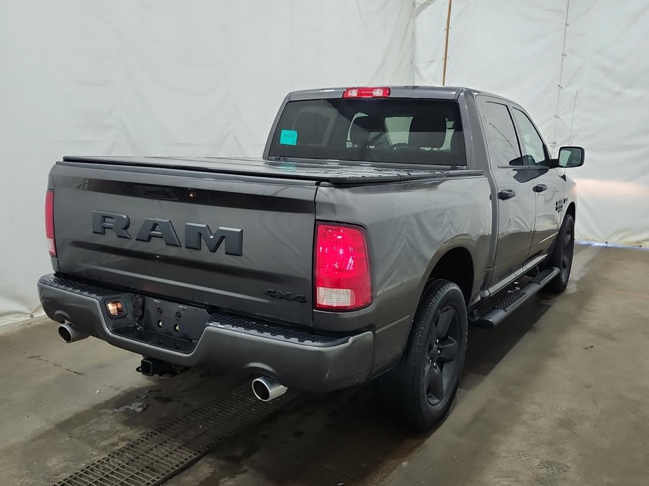 2021 RAM 1500 Classic EXPRESS CREW CAB 4X4 | 5.7 HEMI | NIGHT PKG | SUB ZERO PKG Photo