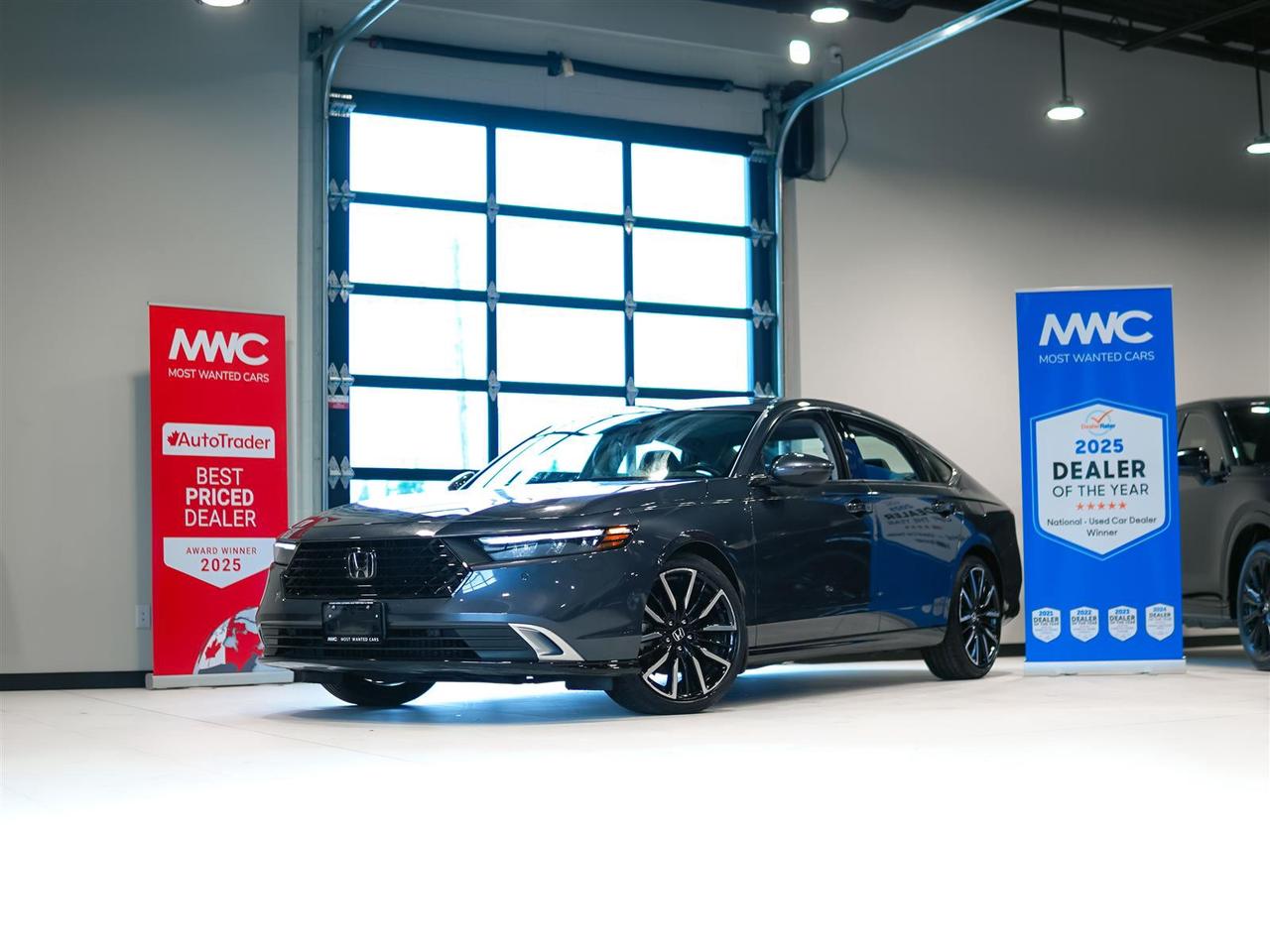 2024 Honda Accord Hybrid TOURING | HYBRID | NO ACCIDENTS | ONE OWNER Photo0