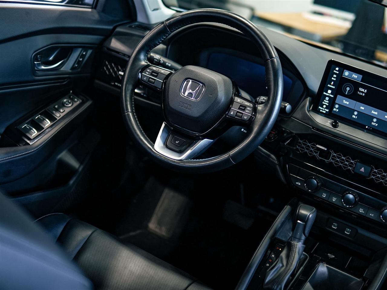 2024 Honda Accord Hybrid TOURING | HYBRID | NO ACCIDENTS | ONE OWNER Photo