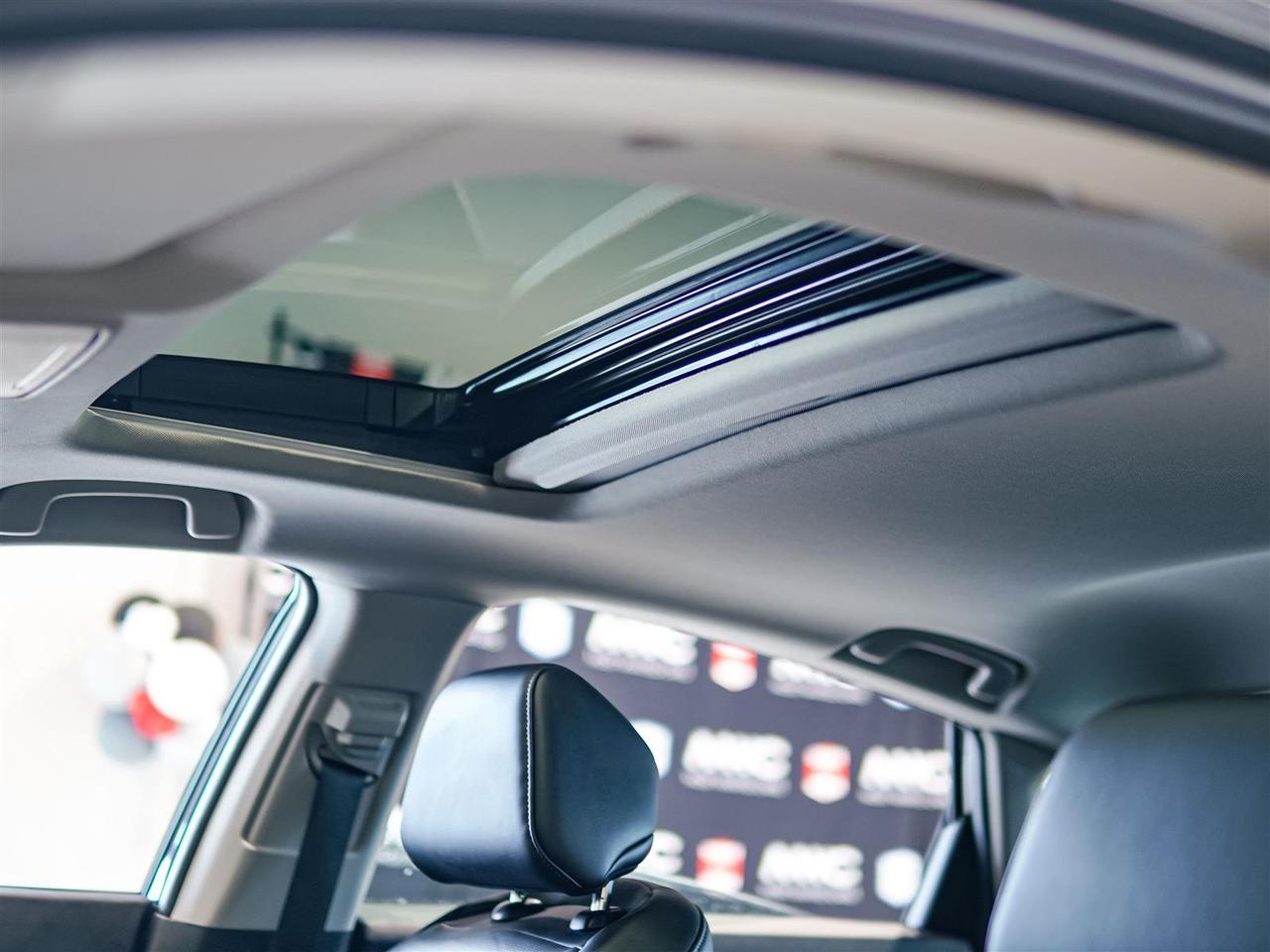 2024 Honda Accord Hybrid TOURING | HYBRID | NO ACCIDENTS | ONE OWNER Photo