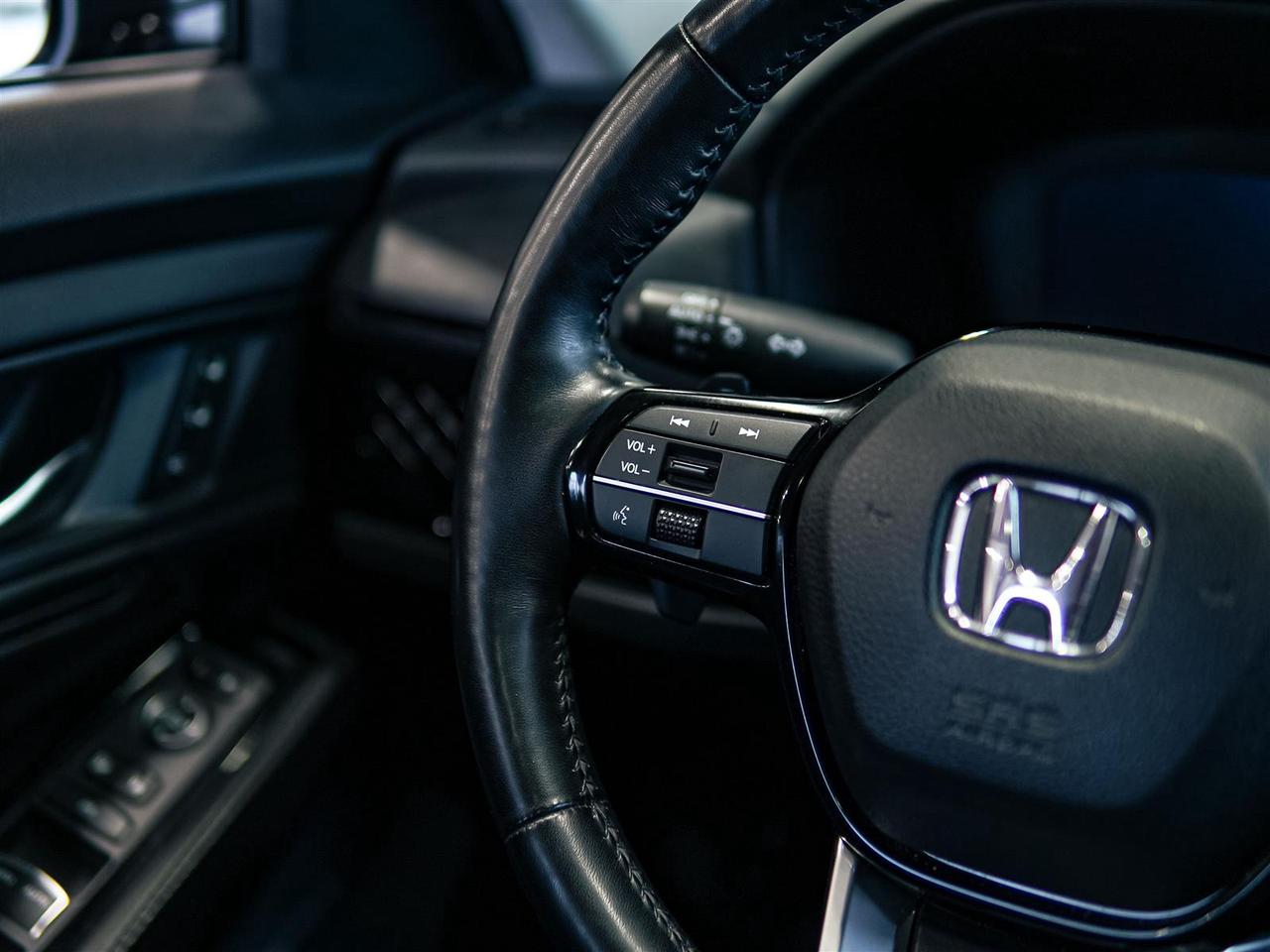2024 Honda Accord Hybrid TOURING | HYBRID | NO ACCIDENTS | ONE OWNER Photo
