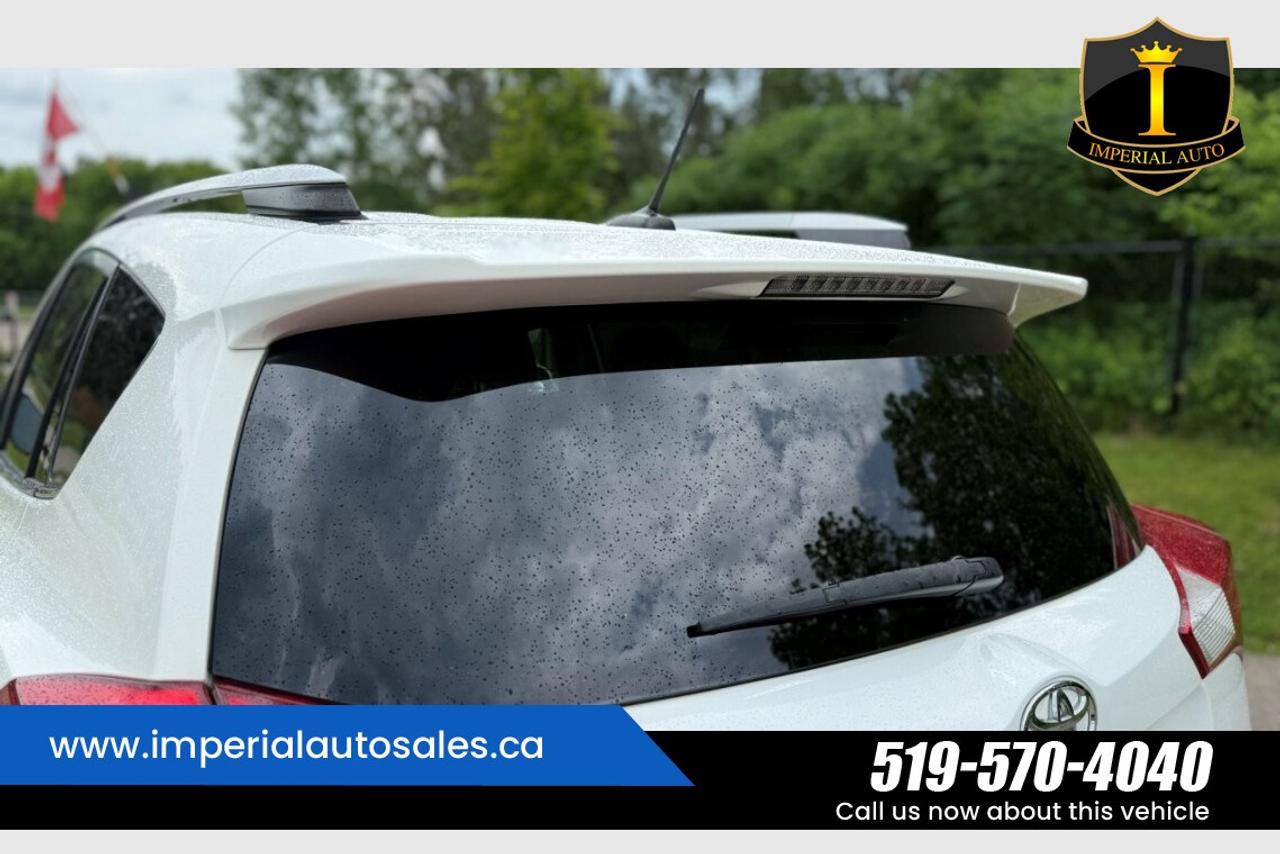 2015 Toyota RAV4 XLE Photo