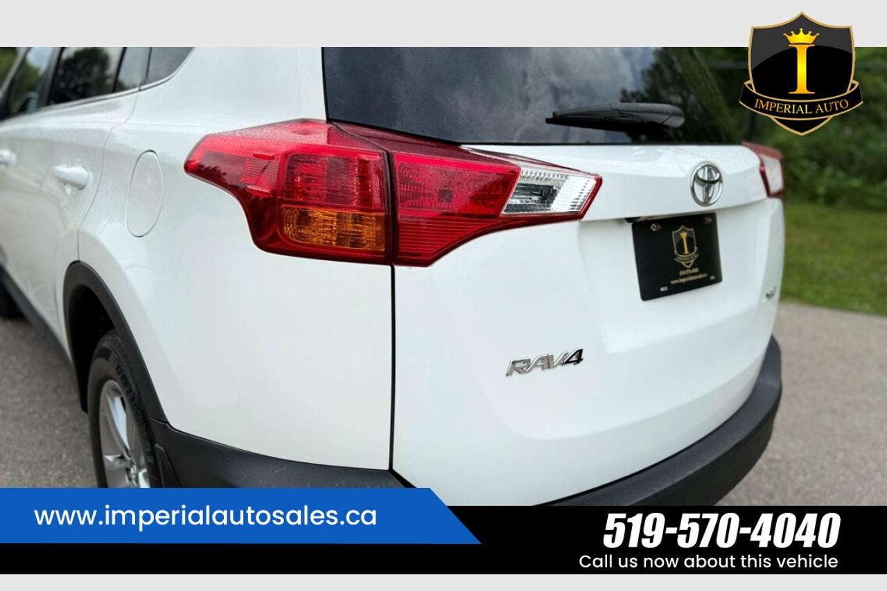 2015 Toyota RAV4 XLE Photo