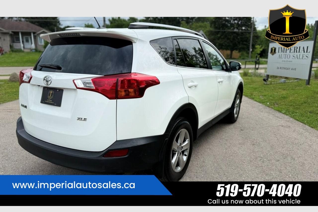 2015 Toyota RAV4 XLE Photo