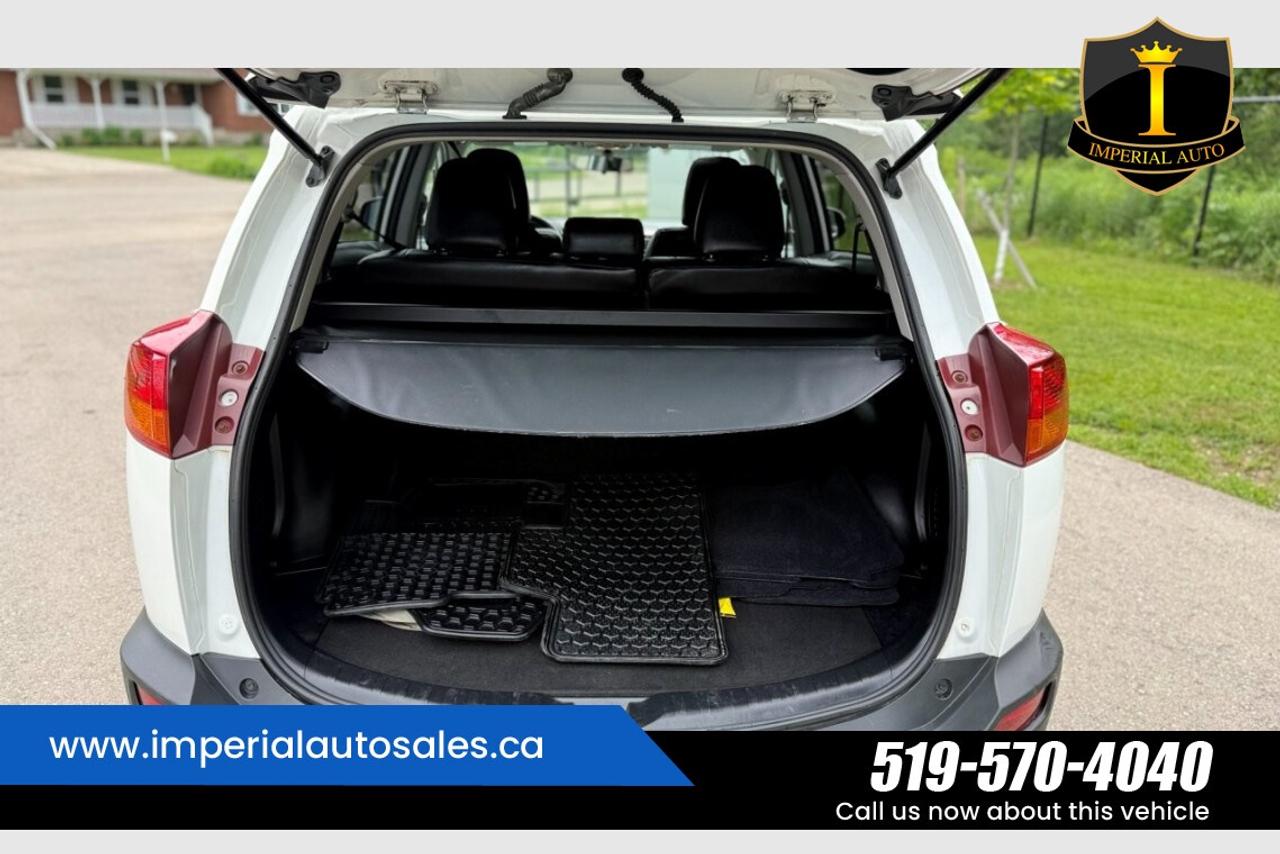 2015 Toyota RAV4 XLE Photo