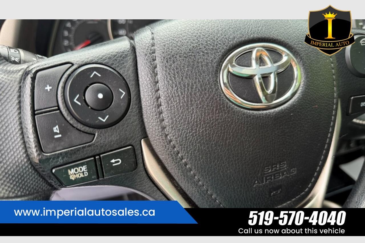 2015 Toyota RAV4 XLE Photo