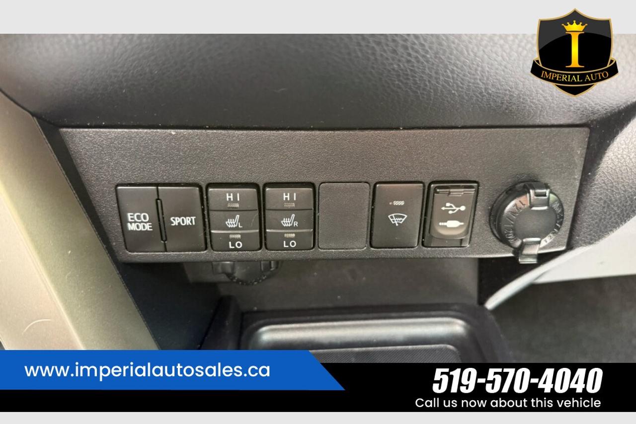 2015 Toyota RAV4 XLE Photo