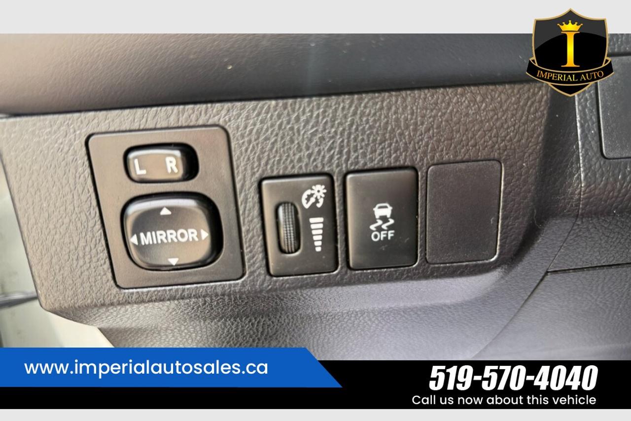 2015 Toyota RAV4 XLE Photo