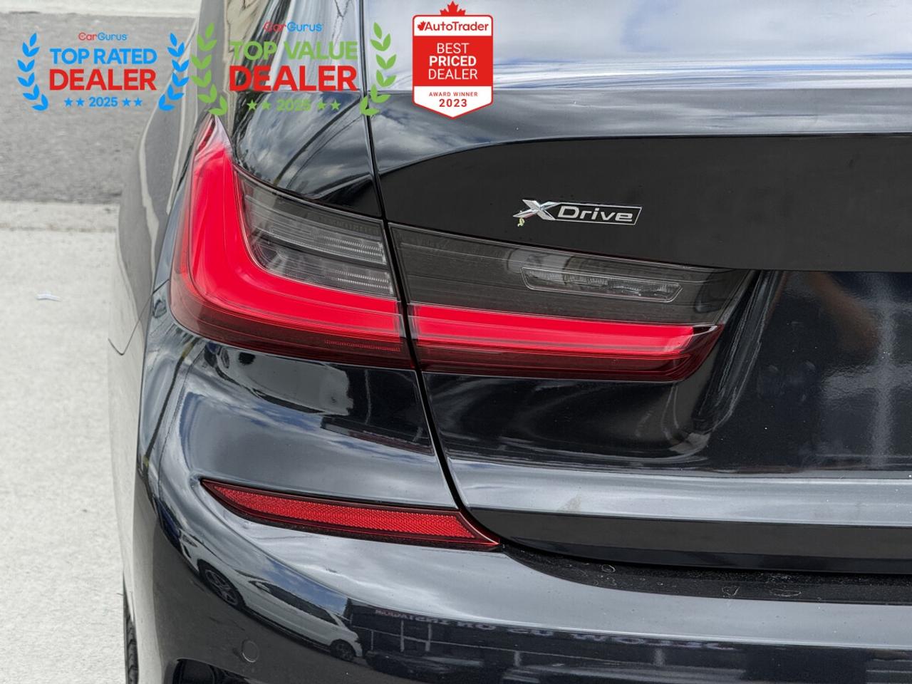 2019 BMW 3 Series 330i //M PKG SHADOWLINE | PANO | LOADED Photo
