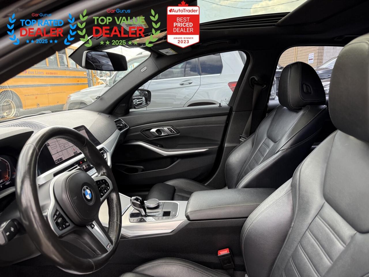 2019 BMW 3 Series 330i //M PKG SHADOWLINE | PANO | LOADED Photo