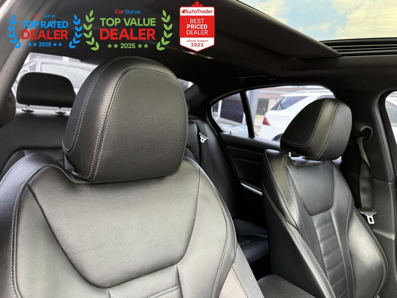 2019 BMW 3 Series 330i //M PKG SHADOWLINE | PANO | LOADED Photo