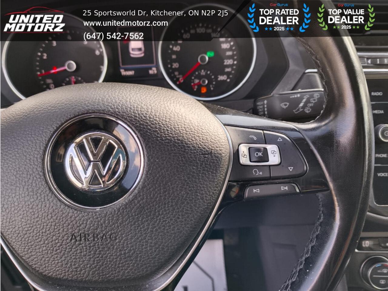 2018 Volkswagen Tiguan Comfortline~SAFETY CERTIFIED~ 21 SERVICE RECORDS~ Photo