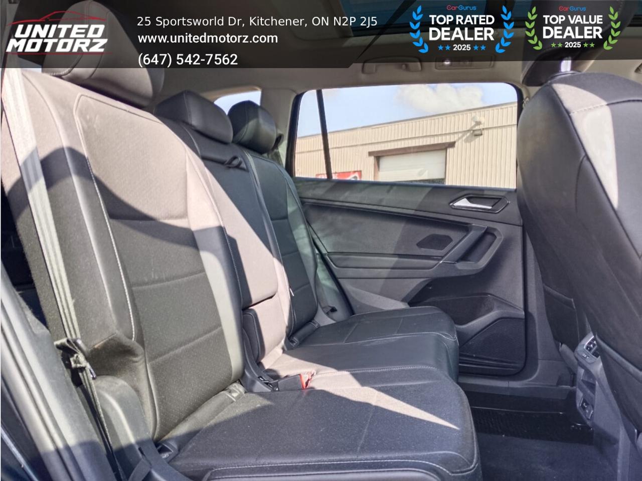 2018 Volkswagen Tiguan Comfortline~SAFETY CERTIFIED~ 21 SERVICE RECORDS~ Photo
