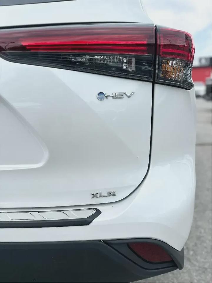 2026 Toyota Highlander HYBRID XLE Photo