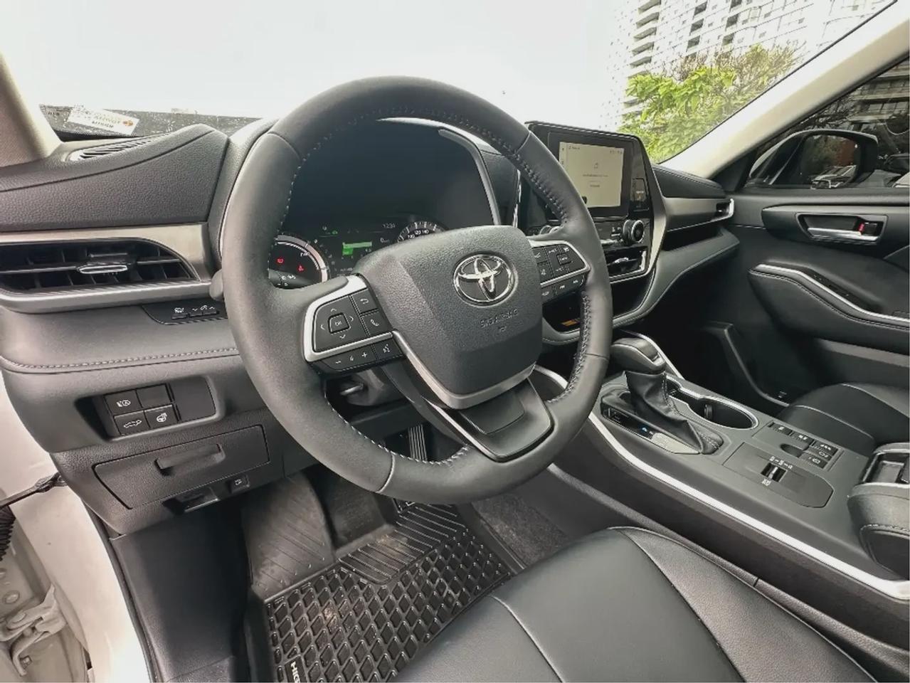 2026 Toyota Highlander HYBRID XLE Photo