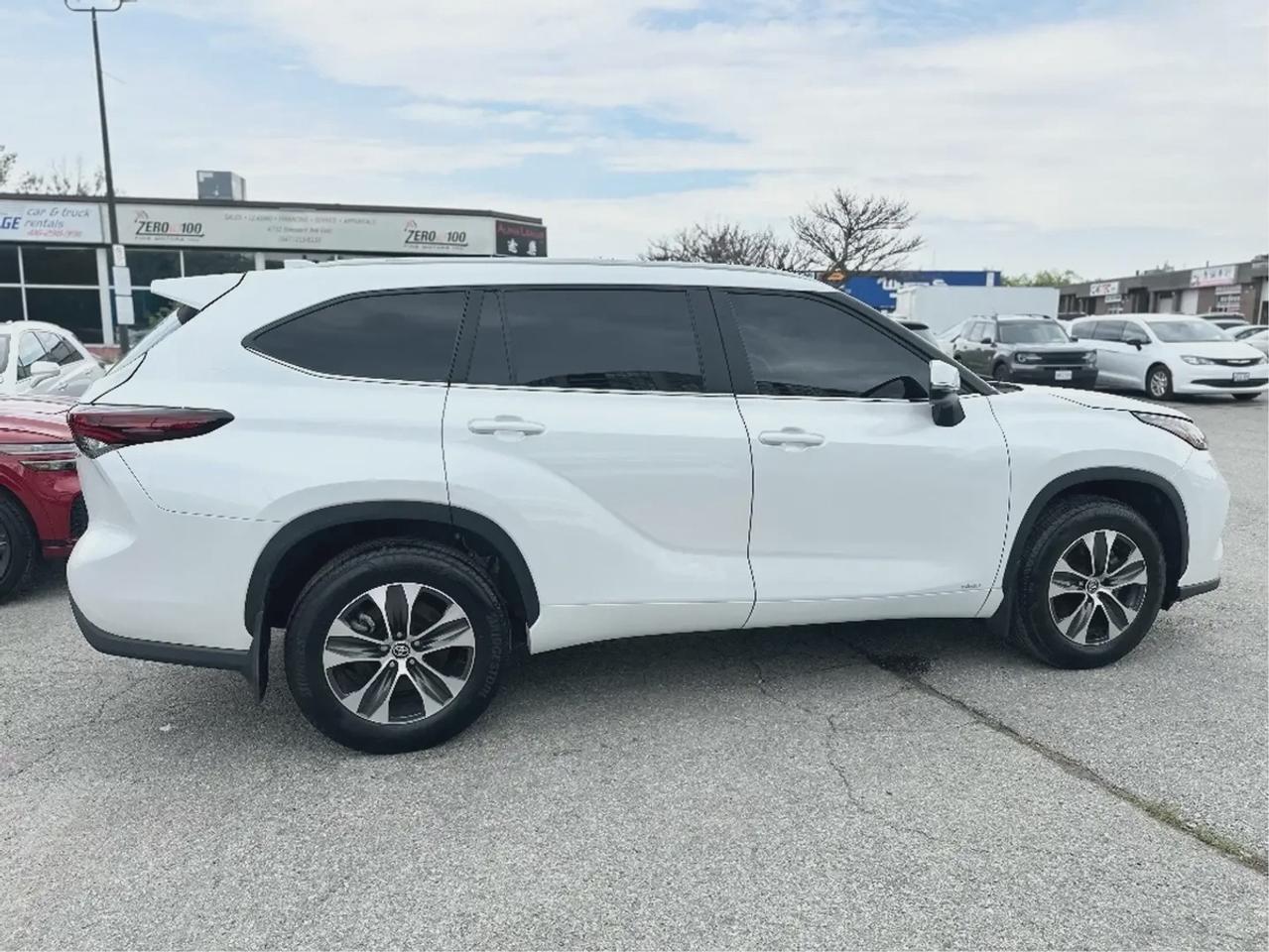 2026 Toyota Highlander HYBRID XLE Photo