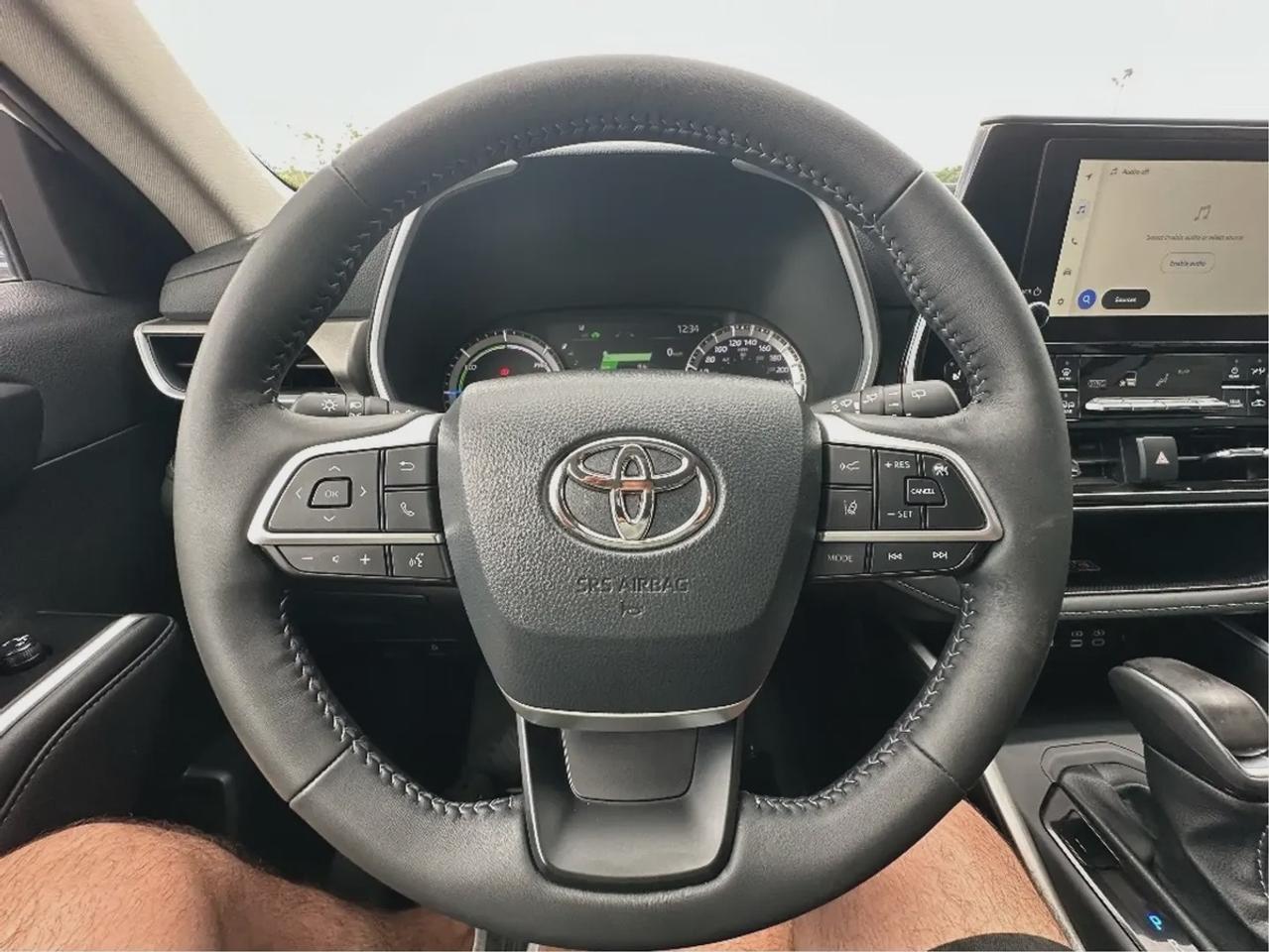 2026 Toyota Highlander HYBRID XLE Photo