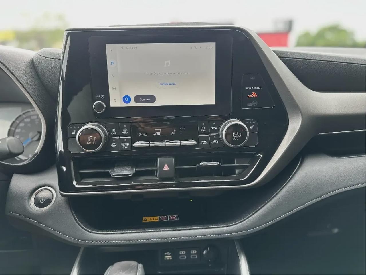 2026 Toyota Highlander HYBRID XLE Photo