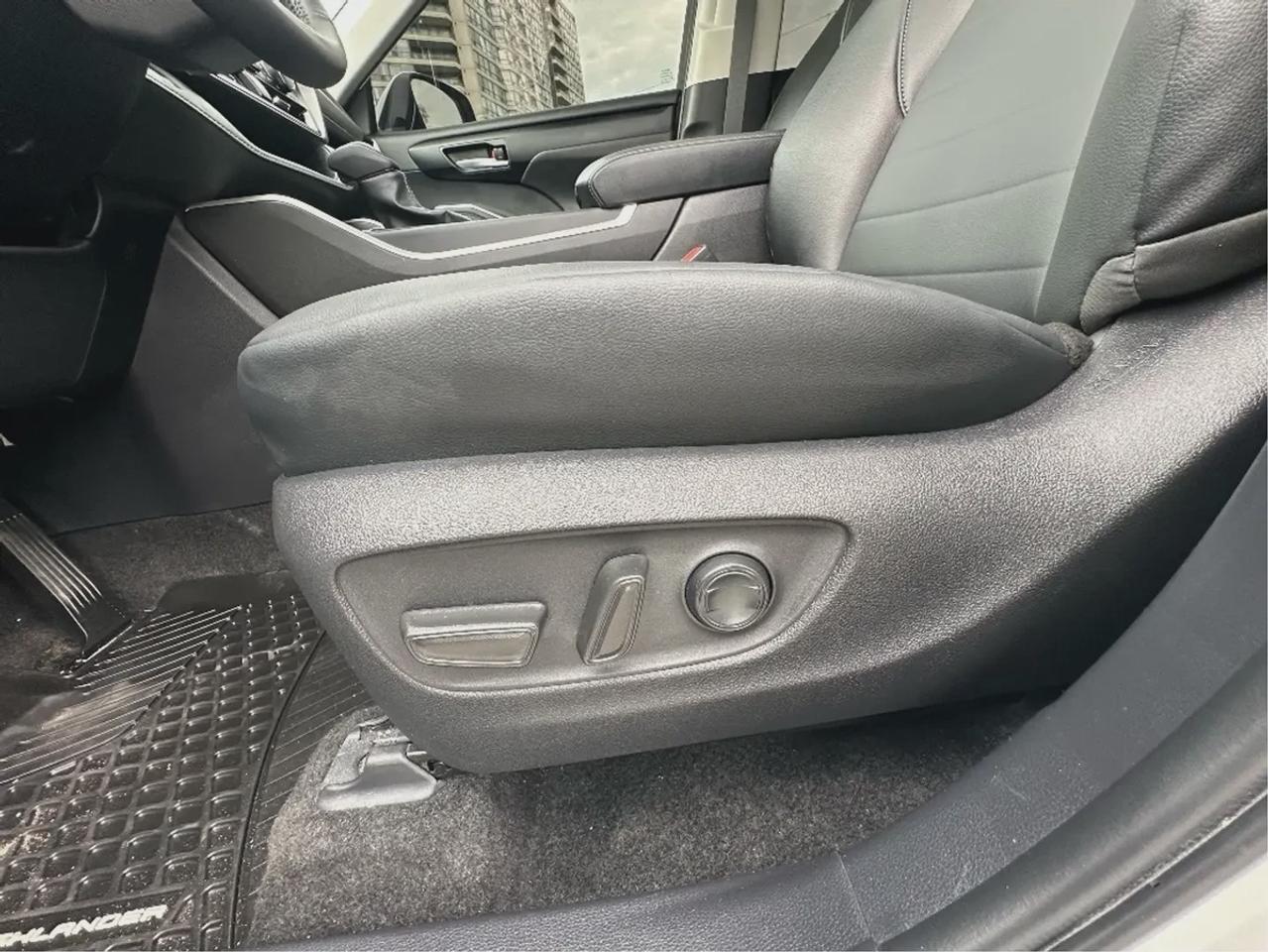 2026 Toyota Highlander HYBRID XLE Photo