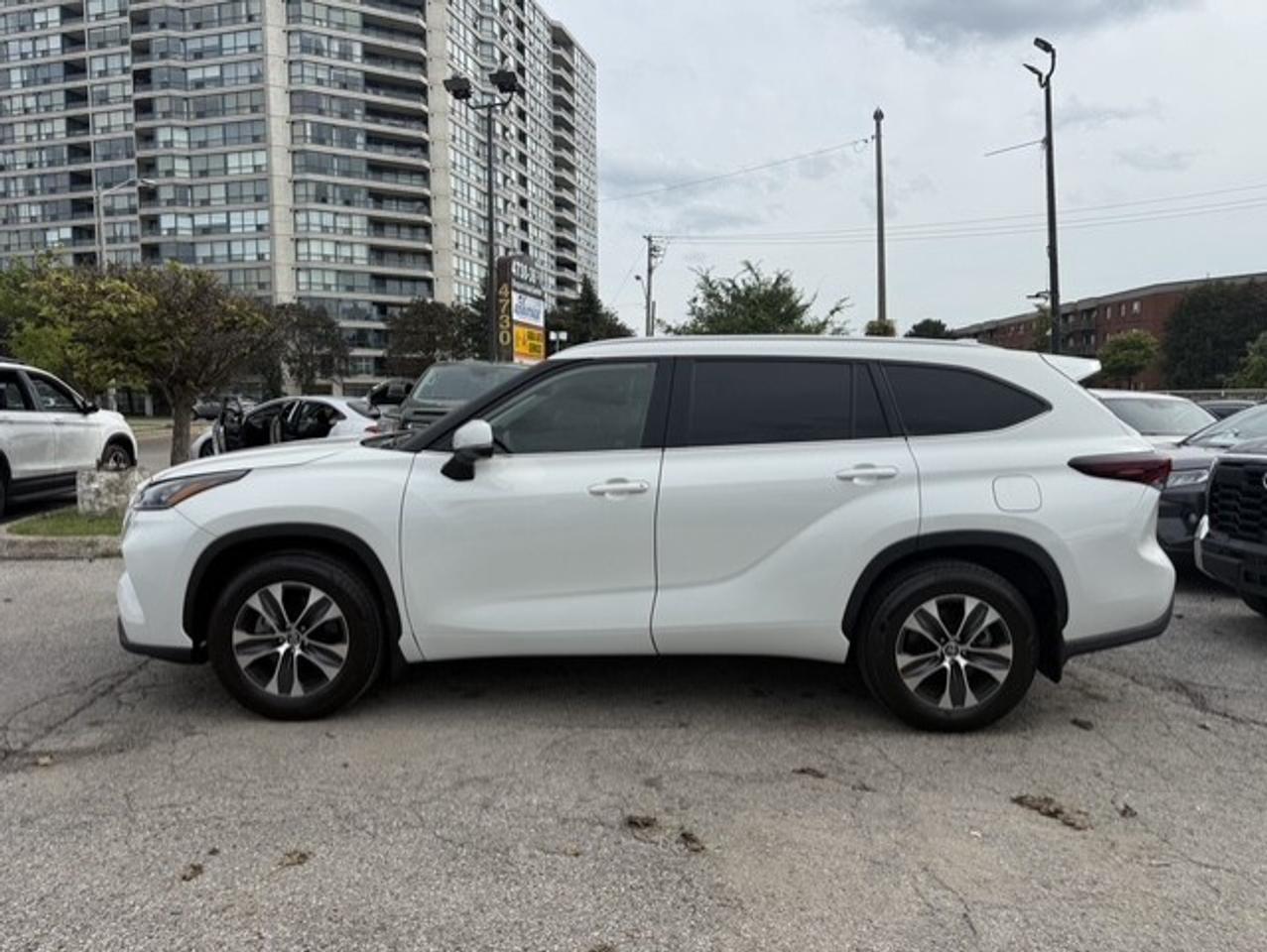 2026 Toyota Highlander HYBRID XLE Photo