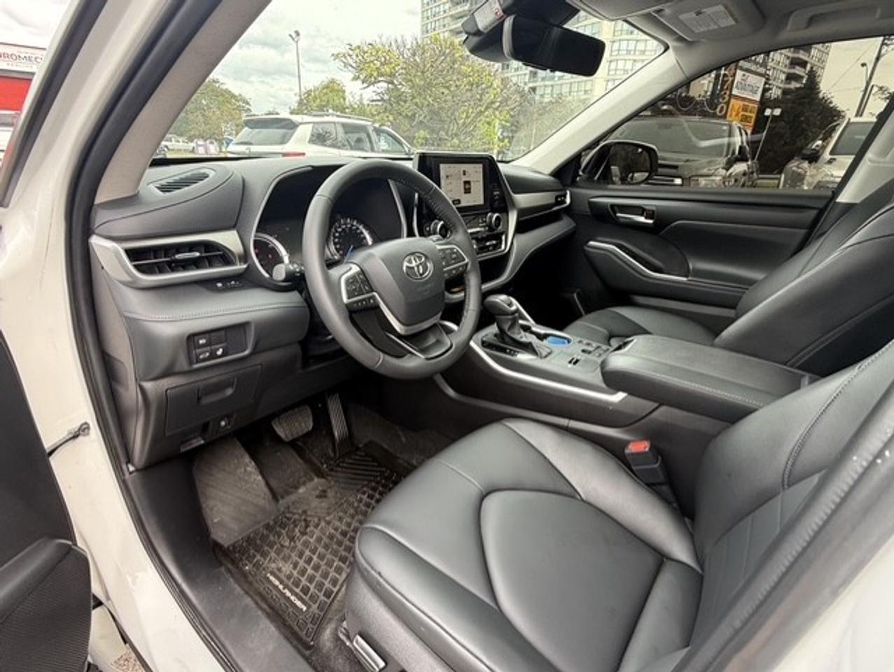 2026 Toyota Highlander HYBRID XLE Photo