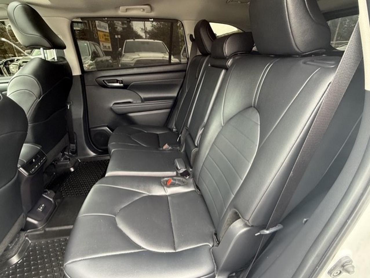 2026 Toyota Highlander HYBRID XLE Photo