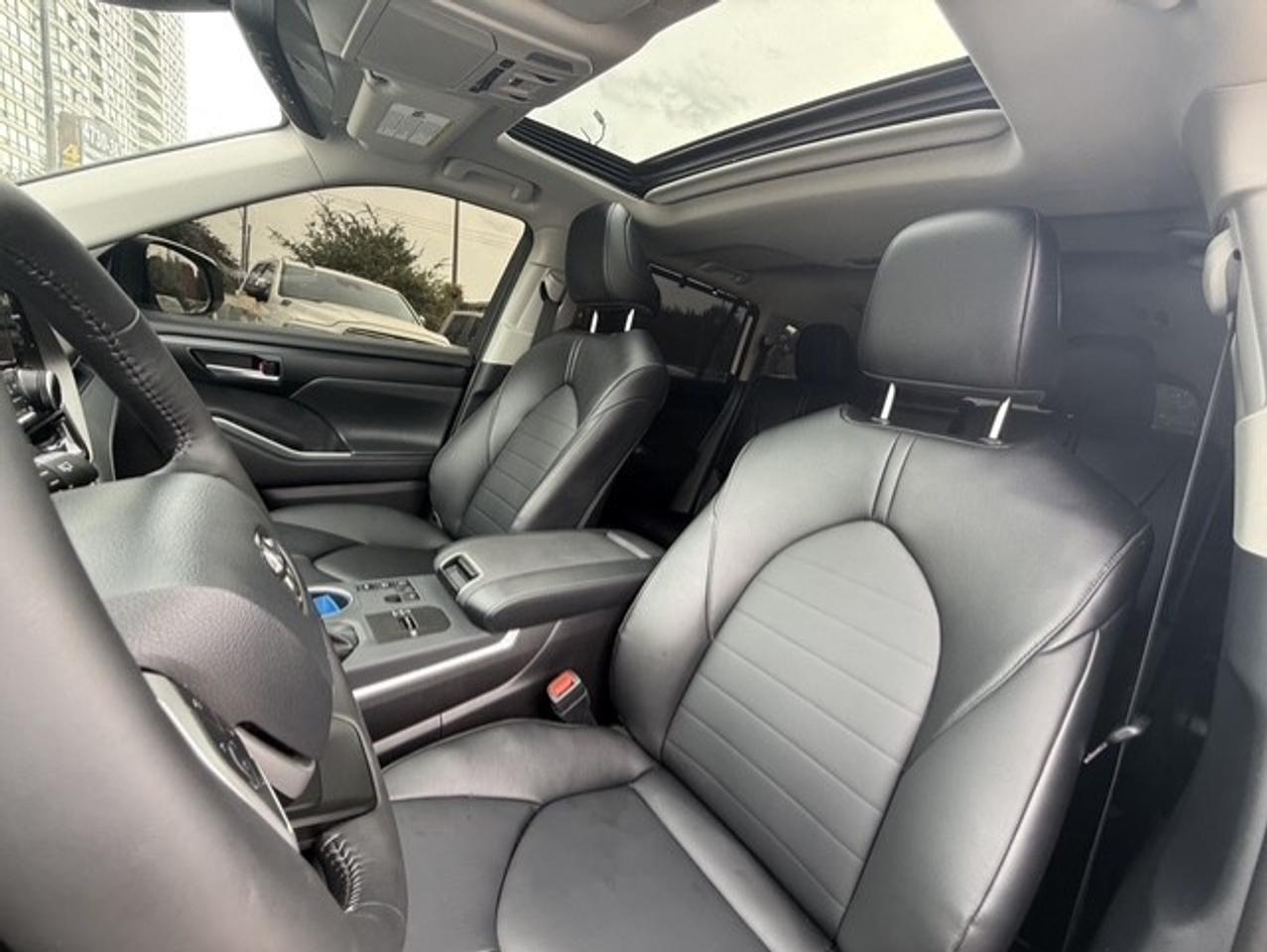 2026 Toyota Highlander HYBRID XLE Photo