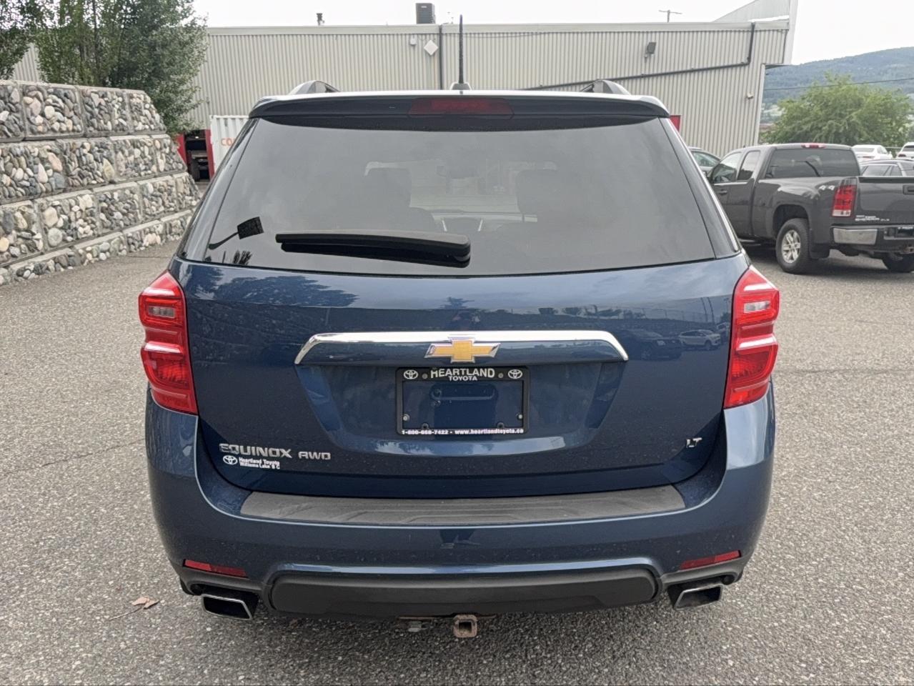 2017 Chevrolet Equinox LT Photo