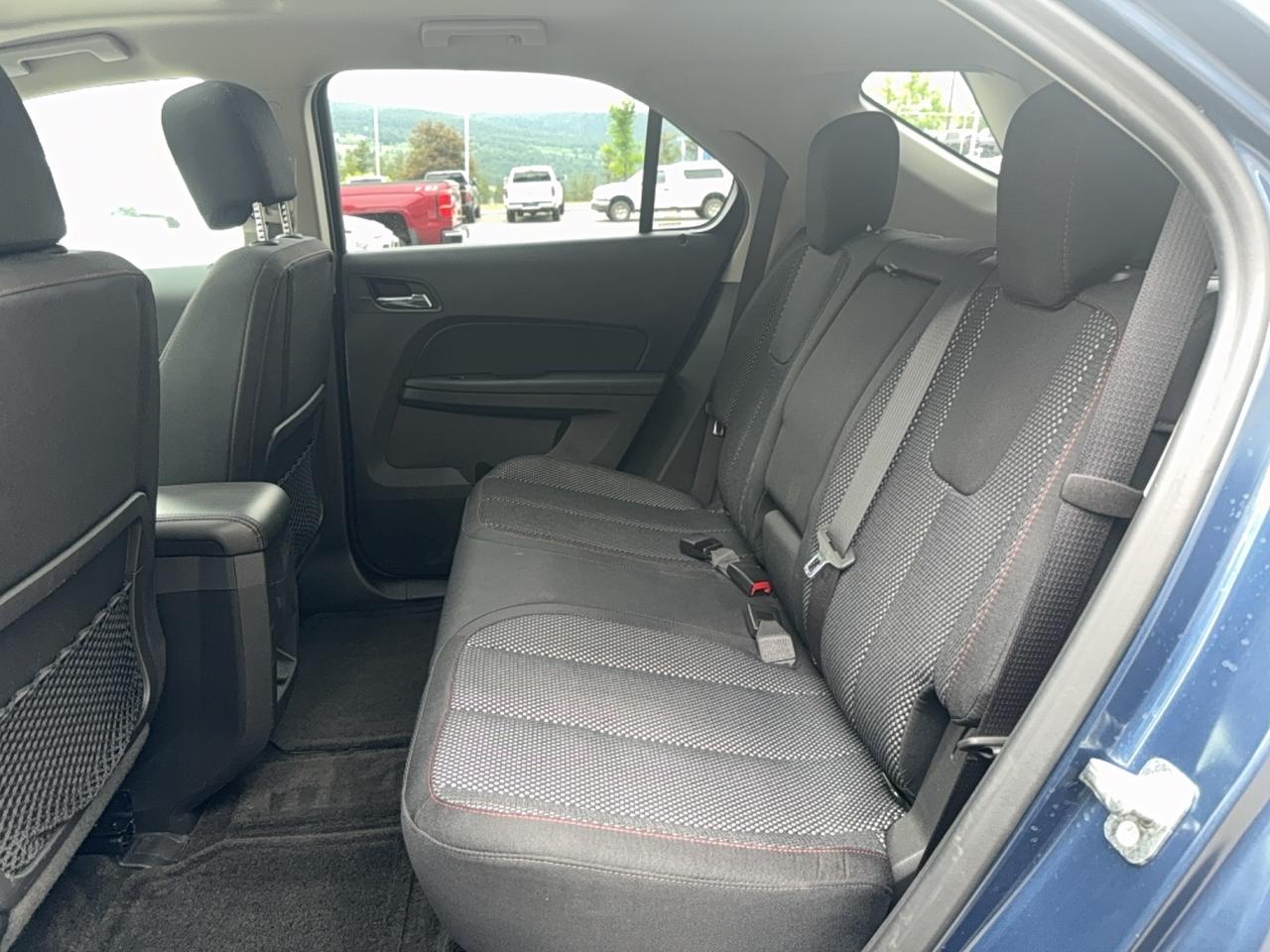 2017 Chevrolet Equinox LT Photo