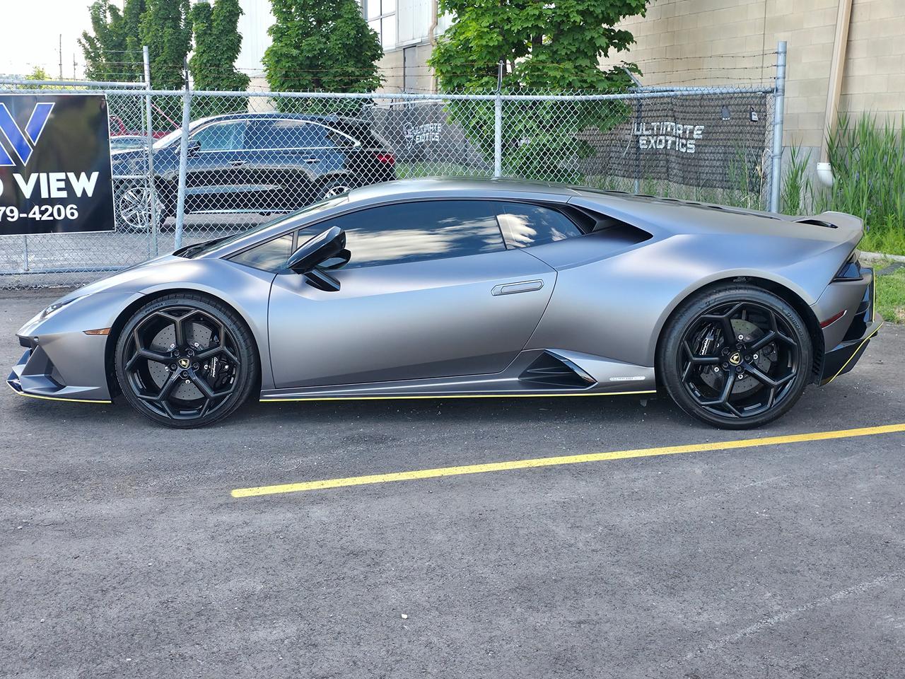 2020 Lamborghini Huracan Evo Coupe *V10 & LOW MILEAGE* Photo
