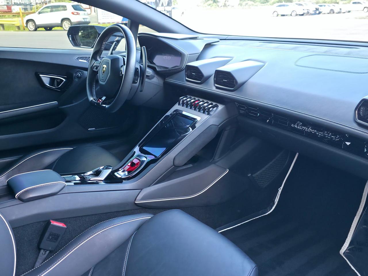 2020 Lamborghini Huracan Evo Coupe *V10 & LOW MILEAGE* Photo