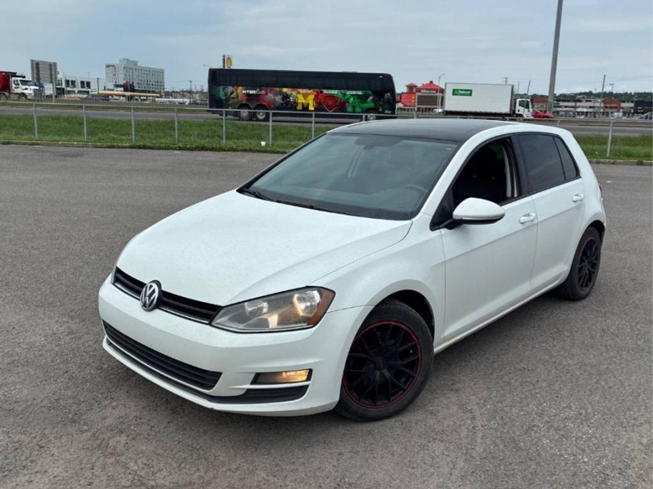 2017 Volkswagen Golf * TRENDLINE * NO ACCIDENTS " Photo0