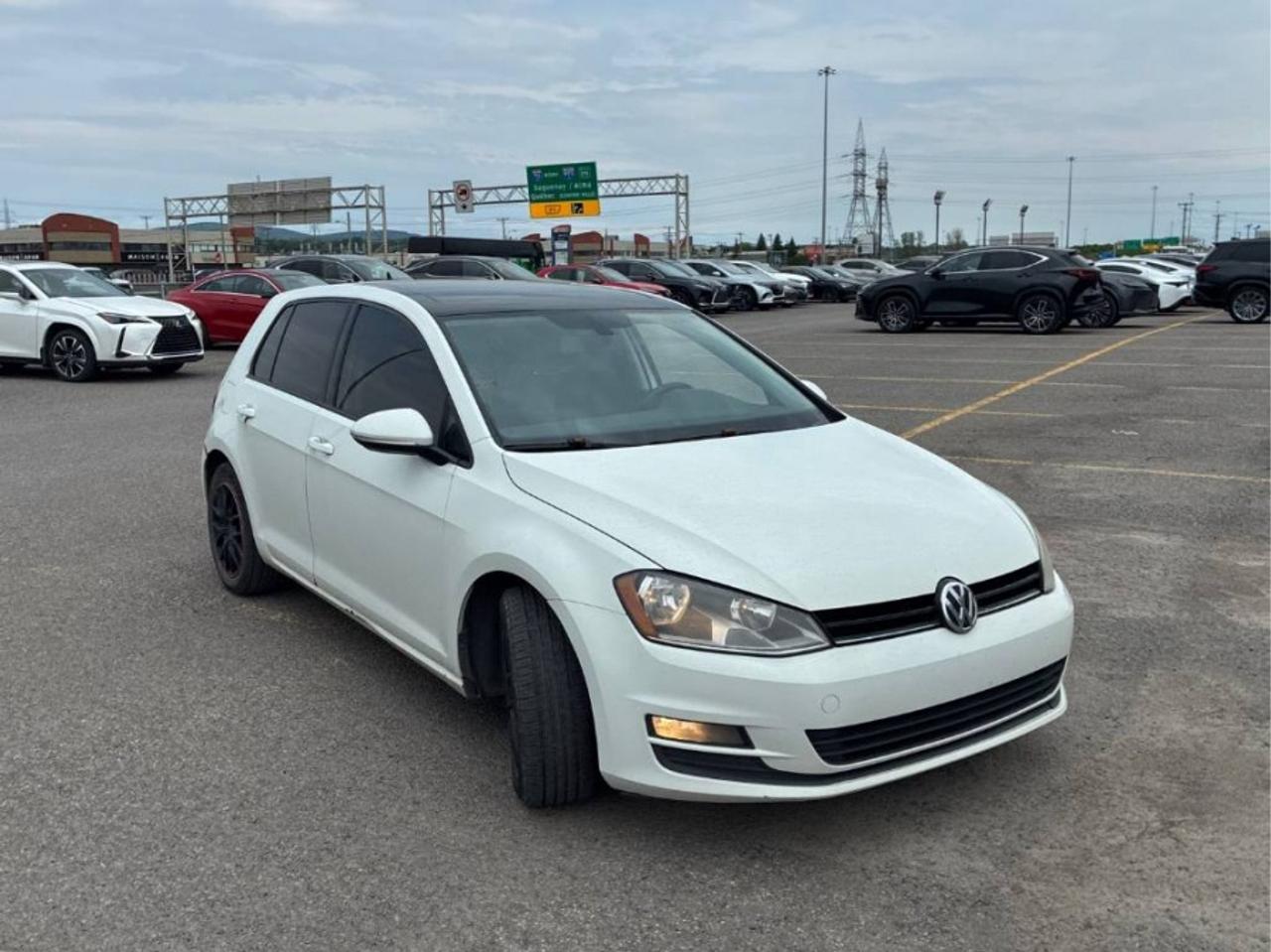 2017 Volkswagen Golf * TRENDLINE * NO ACCIDENTS " Photo