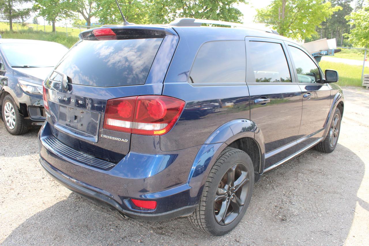 2018 Dodge Journey Crossroad Photo