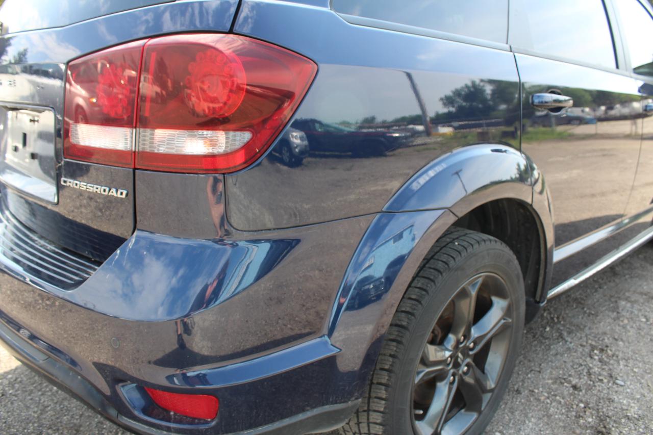 2018 Dodge Journey Crossroad Photo