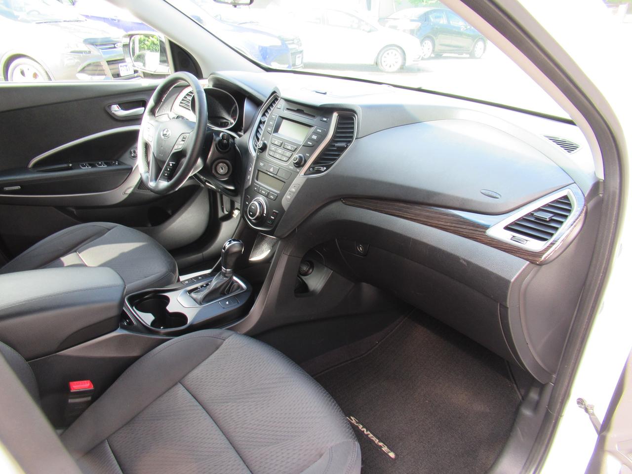 2014 Hyundai Santa Fe Sport Premium Photo