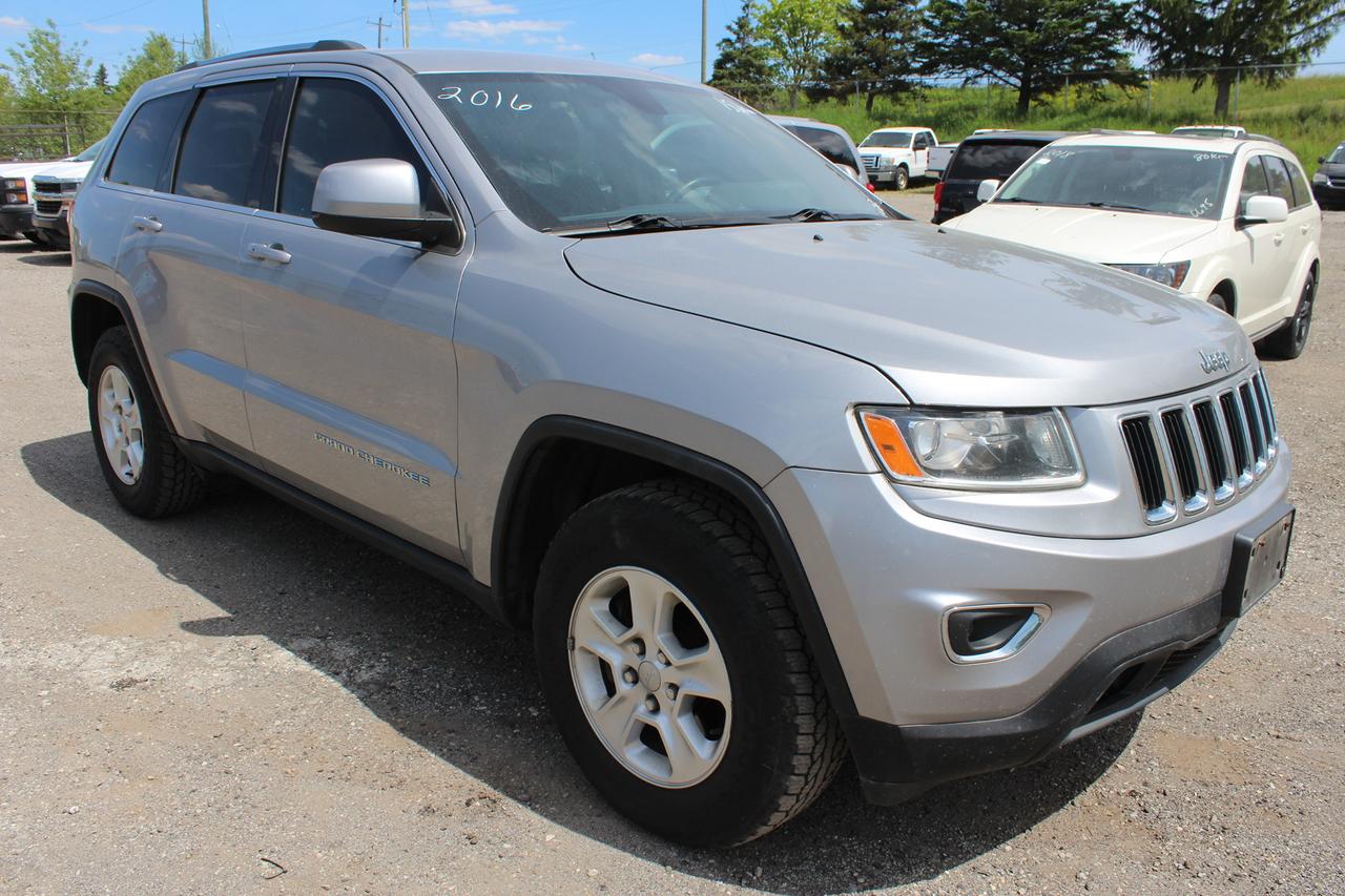 2016 Jeep Grand Cherokee Laredo Photo